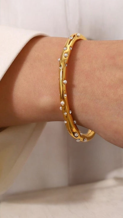 Bangle Pearl